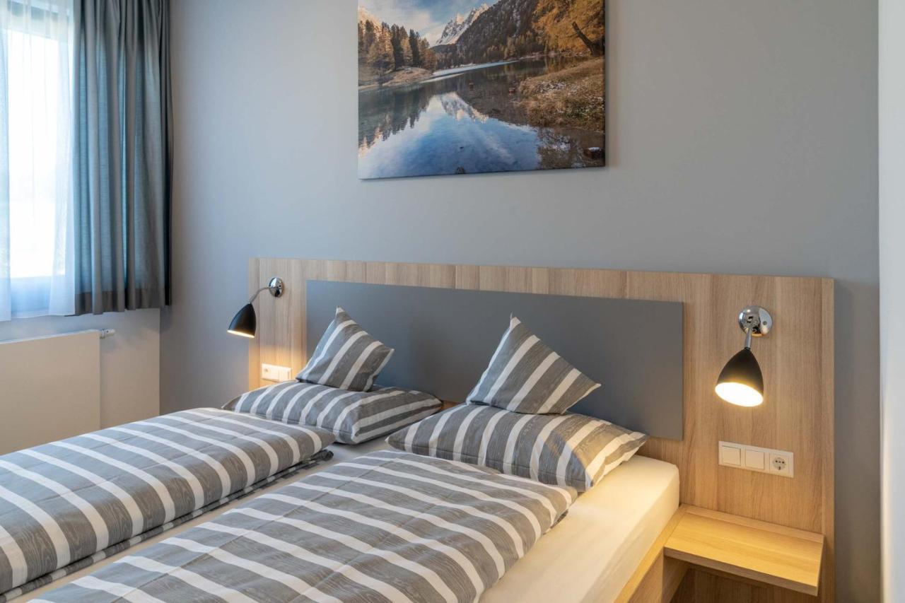 Hotel Lumi Friburgo in Brisgovia Esterno foto